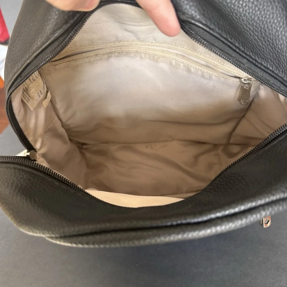 Thirty-One Boutique Backpack Black Beauty Pebble Retired